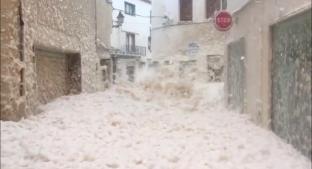 Tormenta tapiza las calles de Cataluña, con un 'río de espuma de mar'. Noticias en tiempo real