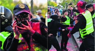 Feministas agreden a mujeres policías en plena manifestación, en Bellas Artes . Noticias en tiempo real