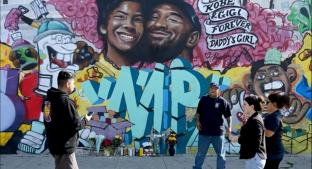 Pintan mural en honor a Kobe Bryant y su hija en Los Ángeles. Noticias en tiempo real