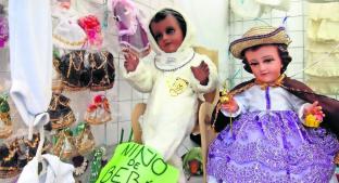 Bajan las ventas de ropa para los niños Dios, tras desalojo de comerciantes en Toluca . Noticias en tiempo real