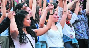 Mexicanas no denuncian agresiones en calles y transporte público por miedo y vergüenza. Noticias en tiempo real