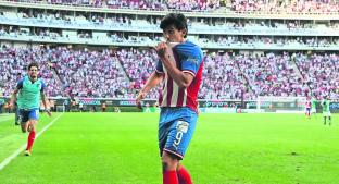 Chivas fue mejor que León, se reconcilió con la afición y José Juan Macías besó el escudo . Noticias en tiempo real