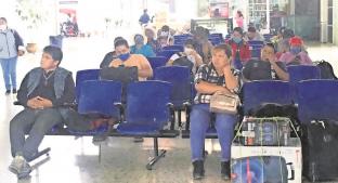 Usuarios en terminales foráneas de Toluca no acatan disposiciones, van sin cubrebocas. Noticias en tiempo real