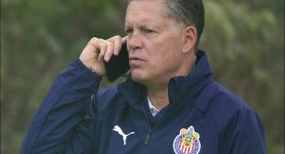 Peláez desmiente salida de jugadores en Chivas. Noticias en tiempo real
