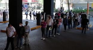 Citadinos atascan Parque Delta en CDMX, en el día 1 de reapertura de plazas comerciales. Noticias en tiempo real