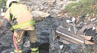 Bomberos descubren cadáver de pepenador tras sofocar un incendio en Nezahualcóyotl. Noticias en tiempo real