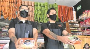 Hermanos logran hacer negocio con los de Shark Tank y expanden sus productos en el Edomex. Noticias en tiempo real