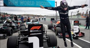 Hamilton bate récord de victorias de Schumacher. Noticias en tiempo real