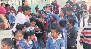 Arranca colecta de chamarras para un centenar de niños de Tlacotepec en Toluca. Noticias en tiempo real