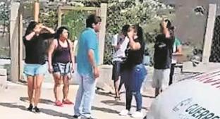 Sujeto lesiona con arma blanca a su expareja en Morelos, vecinos la auxilian . Noticias en tiempo real
