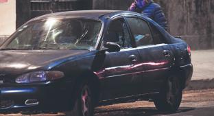 Revientan a un hombre dentro de su auto en la colonia Obrera, en la Ciudad de México. Noticias en tiempo real