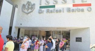 Hospital en Morelos denuncia que 15 personas fueron vacunadas sin ser personal de salud. Noticias en tiempo real