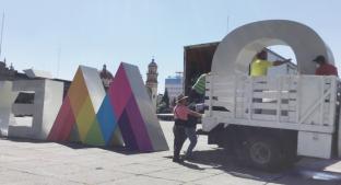Gobierno del Edomex retira las letras de la Plaza de los Mártires para evitar vandalismo . Noticias en tiempo real