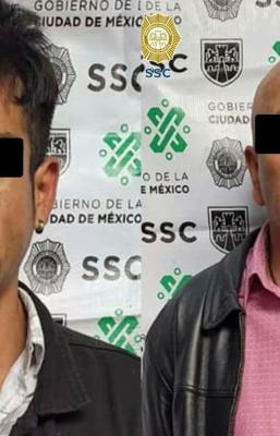Detienen a dos angelitos por presentar documentos falsos en un banco, en Cuajimalpa