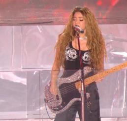 Shakira ahora abarrota el Times Square con show