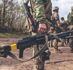 Narcos mexicanos son reclutados por Estados Unidos para la guerra entre Rusia y Ucrania