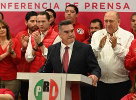 Alito Moreno ofrece renunciar a la presidencia del PRI, si Máynez declina a favor de Xóchitl Gálvez