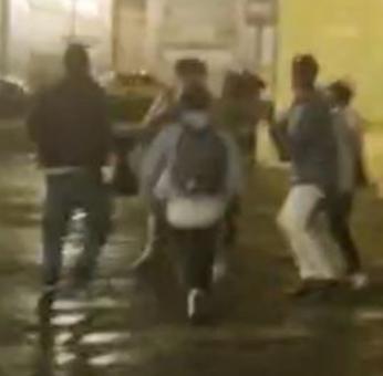 Captan a hombres en bola que defendieron a una mujer agredida por su pareja, en Oaxaca