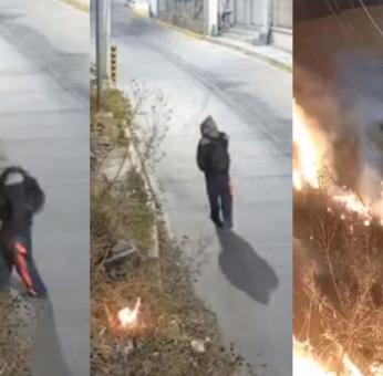 ¡Gravísimo! Captan en video a un hombre provocando un incendio forestal, en Naucalpan