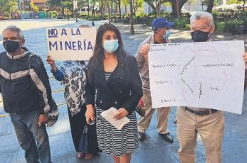 Damnificados por derrumbe de cerro en Morelos llevan 4 meses sin ser reubicados