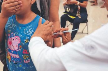 Abogado consigue amparo para que vacunen a su hija de 5 contra el Covid, en Cuernavaca
