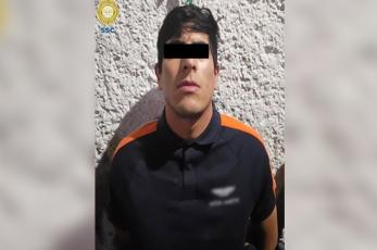 Atoran con armas y drogas a un hombre por matar a otro, en Ciudad de México