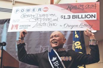 ¡Suertudote! Inmigrante gana la lotería en medio de su lucha contra el cáncer