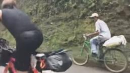 Campesino de la tercera edad 'humilla' a ciclistas profesionales