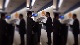 Senador del PAN protagoniza altercado en Televisa