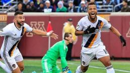 Giovani Dos Santos marca gol de crack en la MLS