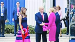 Primera dama de Polonia dejan a Trump con la mano estirada