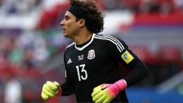 Memo Ochoa recibe elogios de portero del Barcelona