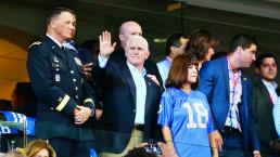 Vicepresidente de Estados Unidos, se ofende en partido de NFL y se va