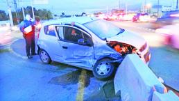 Accidente vial en retorno deja dos mujeres lesionadas, en Querétaro
