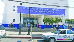 Familiares de pacientes exhiben a hospital por pésimo servicio, en Cuautla