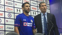 Walter Montoya es presentado con Cruz Azul