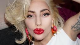 Lady Gaga presume su 'cuerpecito' con diminuta tanga