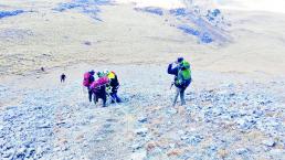 Rescatan a adolescente que cayó 30 metros, en el Nevado de Toluca