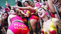 Modelos calientan motores para Carnaval de Río de Janeiro