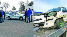 Taxistas deshacen sus unidades sobre la Toluca-Palmillas