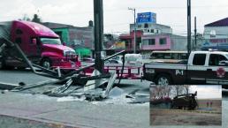 Camión se queda sin frenos y choca en Querétaro; no hay lesionados  
