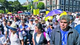 Trabajadores del Sector Salud exigen mejoras laborales, en Toluca