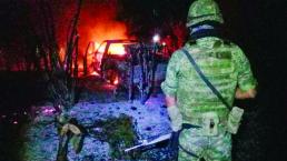 Vehículo huachicolero se incendió con botín de hidrocarburo en Querétaro 