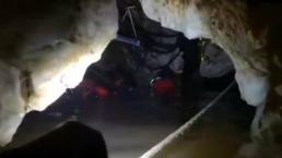 VIDEO: Ocho niños han sido rescatados de cueva en Tailandia, aquí la última foto del equipo