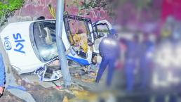 Mueren dos mujeres tras chocar con auto de empresa de TV, en Periférico 