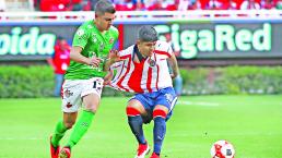 Chivas clasifica a octavos de Copa MX, pero sigue sin convencer 