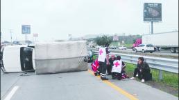 Iba a exceso de velocidad y se impactó contra un auto en la México- Querétaro