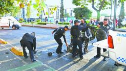 Motociclista derrapa y muere arrollado en Peralvillo