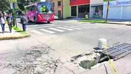 Agujero de la colonia Electricistas lleva tres meses en el olvido