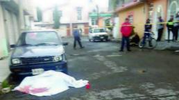 Ex novio asesina a balazos a mujer tras discusión, en Tecámac